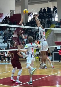 - Bigadiç Belediyespor: 0 - Galatasaray HDI Sigorta: 3