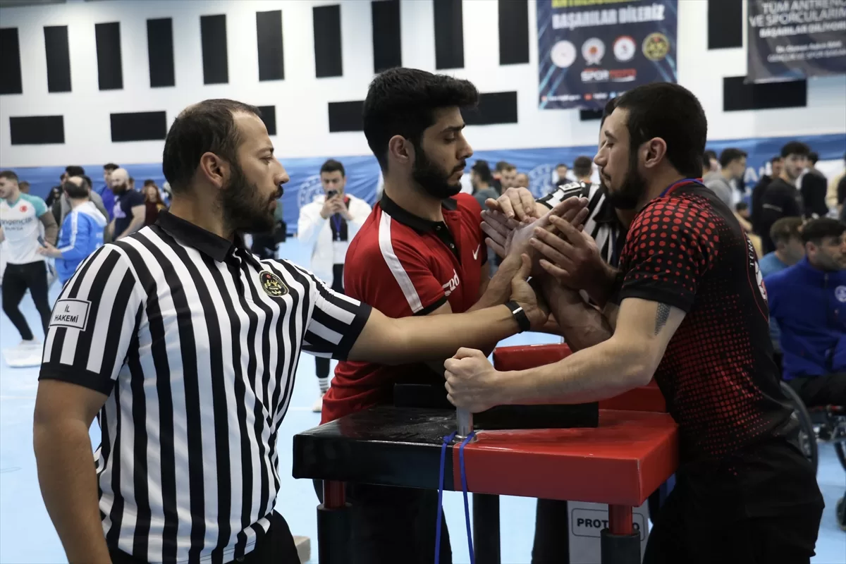 Bilek Güreşi Türkiye Şampiyonası Samsun'da sona erdi