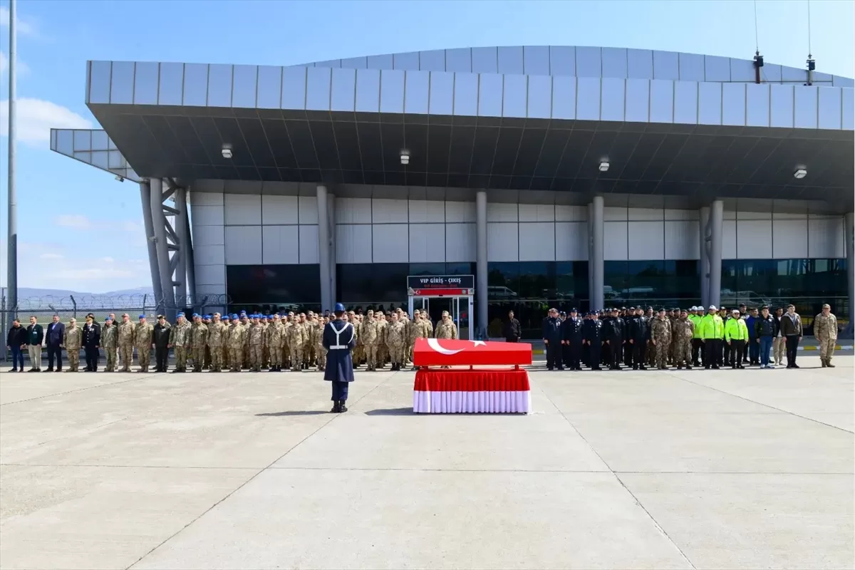 Bingöl'deki trafik kazasında yaşamını yitiren jandarma personeli için tören düzenlendi