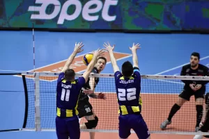 - Bursa Büyükşehir Belediyespor: 1 - Fenerbahçe Parolapara: 3