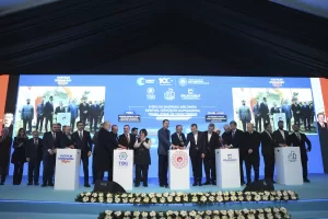 - "(Kentsel dönüşüm) İstanbul için özel projeler hazırladık. Bir taraftan