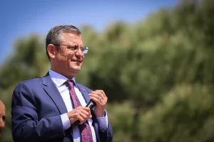 - "İzmir'de çok önemli bir kadro değişikliği, vizyon değişikliği yaptık.