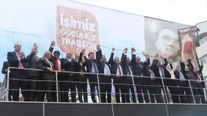 TRABZON (AA) – Cumhuriyet Halk Partisi (CHP) Genel Başkanı Özgür