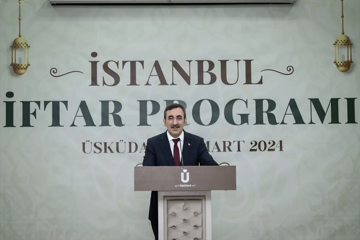 Cumhurbaşkanı Yardımcısı Yılmaz, İstanbul'da iftar programında konuştu: