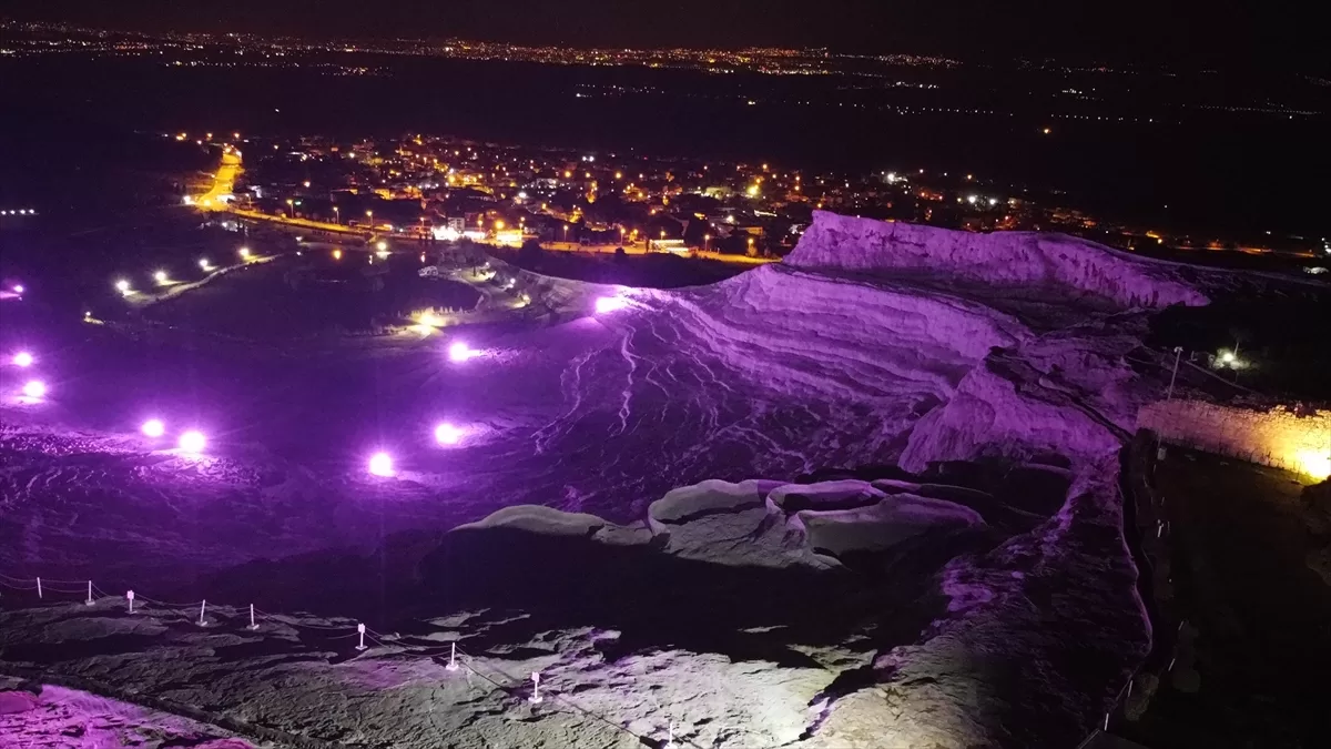 Denizli Hierapolis ören yerinde gece müzeciliğinin tanıtımı yapıldı