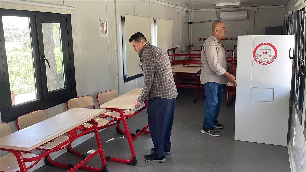 Depremlerden etkilenen Hatay'da oy kullanılacak okullar seçime hazır