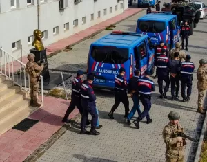 DİYARBAKIR (AA) – Diyarbakır'da terör örgütü DEAŞ propagandası yaptıkları gerekçesiyle
