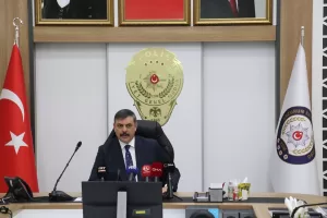 - "Halkımızı uyarıyorum, lütfen bu tür kişilere (dolandırıcılara) itibar etmeyiniz,