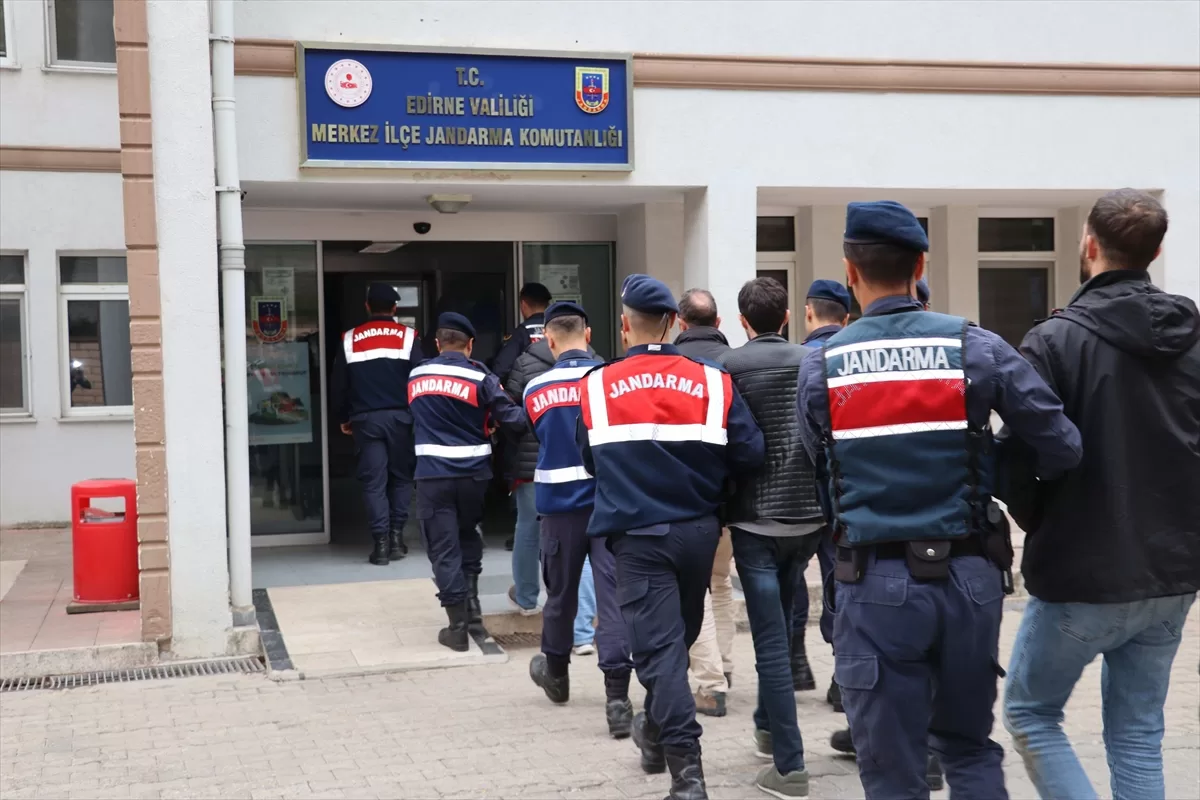 Edirne'de Yunanistan'a kaçmaya çalışan 5 terör örgütü üyesi yakalandı