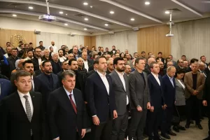 İZMİR (AA) – Enerji ve Tabii Kaynaklar Bakanı Alparslan Bayraktar,