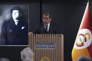 İSTANBUL (AA) – Galatasaray Kulübü Başkanı Dursun Özbek, futbol takımının