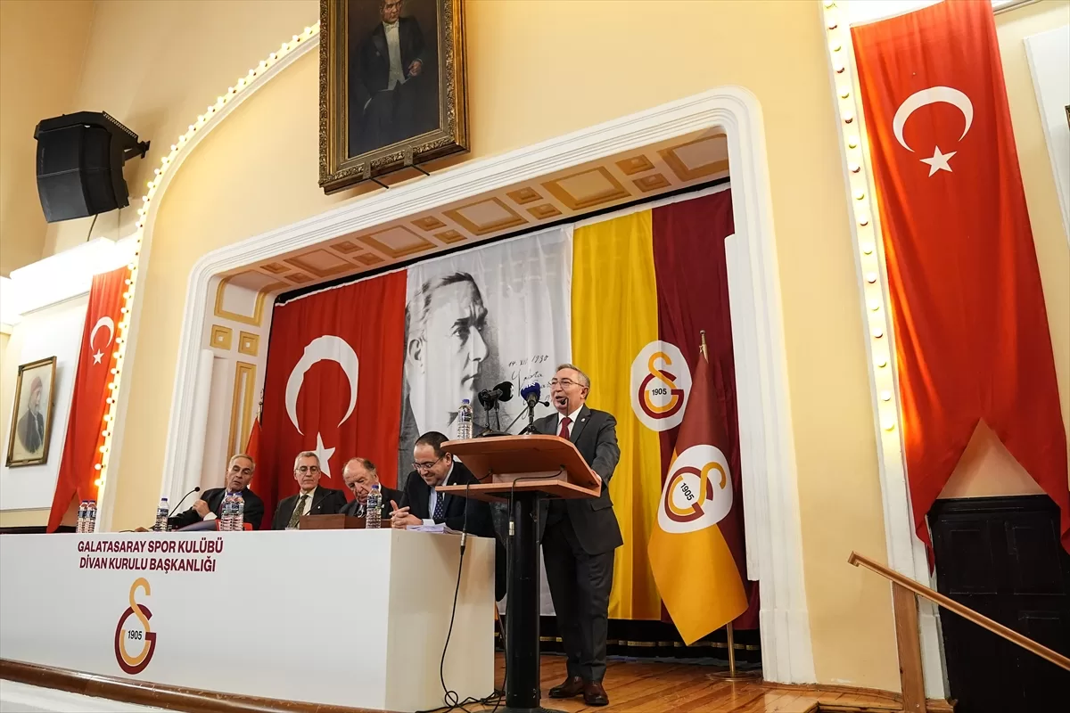 Galatasaray'da divan kurulu başkanlığına yeniden Aykutalp Derkan seçildi
