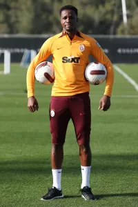 - "Takımımızın Türkiye'nin en iyi takımı olduğunu düşünüyorum. Sezon sonuna