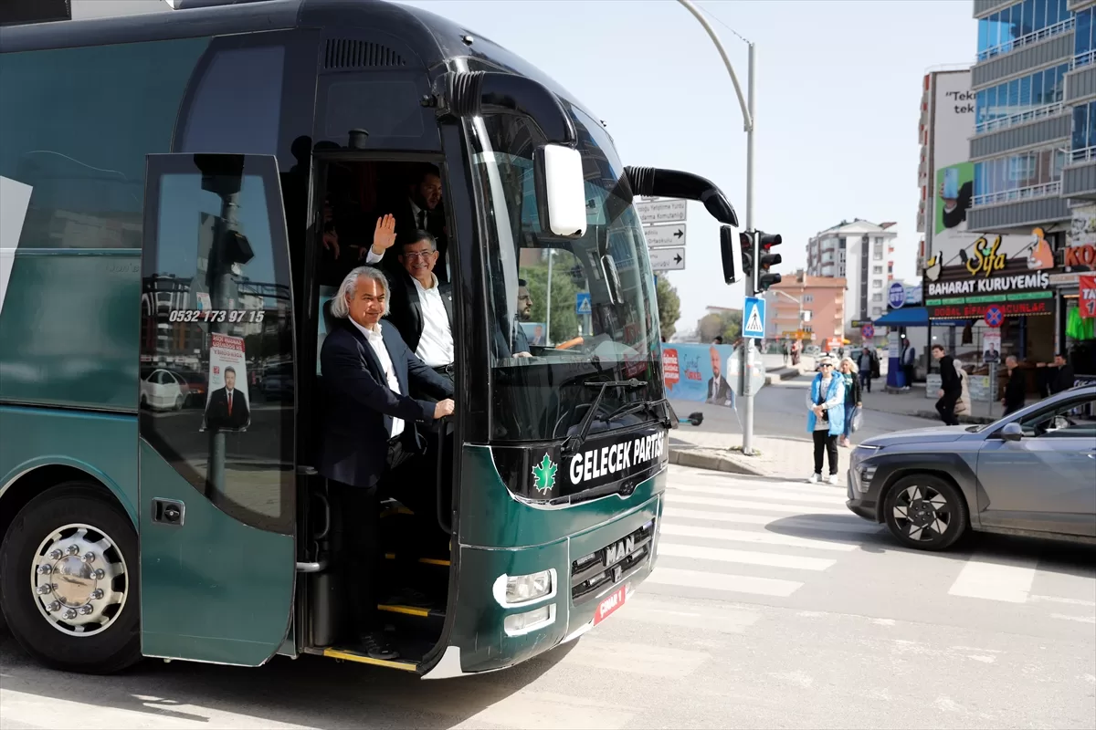 Gelecek Partisi Genel Başkanı Davutoğlu, seçim çalışmalarına Samsun'da devam etti