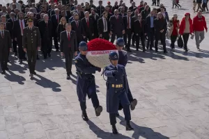 ANKARA (AA) – Gençlerbirliği Kulübü Başkanı Osman Sungur ve yönetim