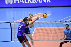 Salon: TVF Cengiz Göllü Hakemler: Yavuz Akdemir, Yasin Okumuş Halkbank: