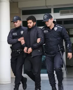 HATAY (AA) – Hatay'ın Dörtyol ilçesinde, karşı şeride geçerek çarptığı