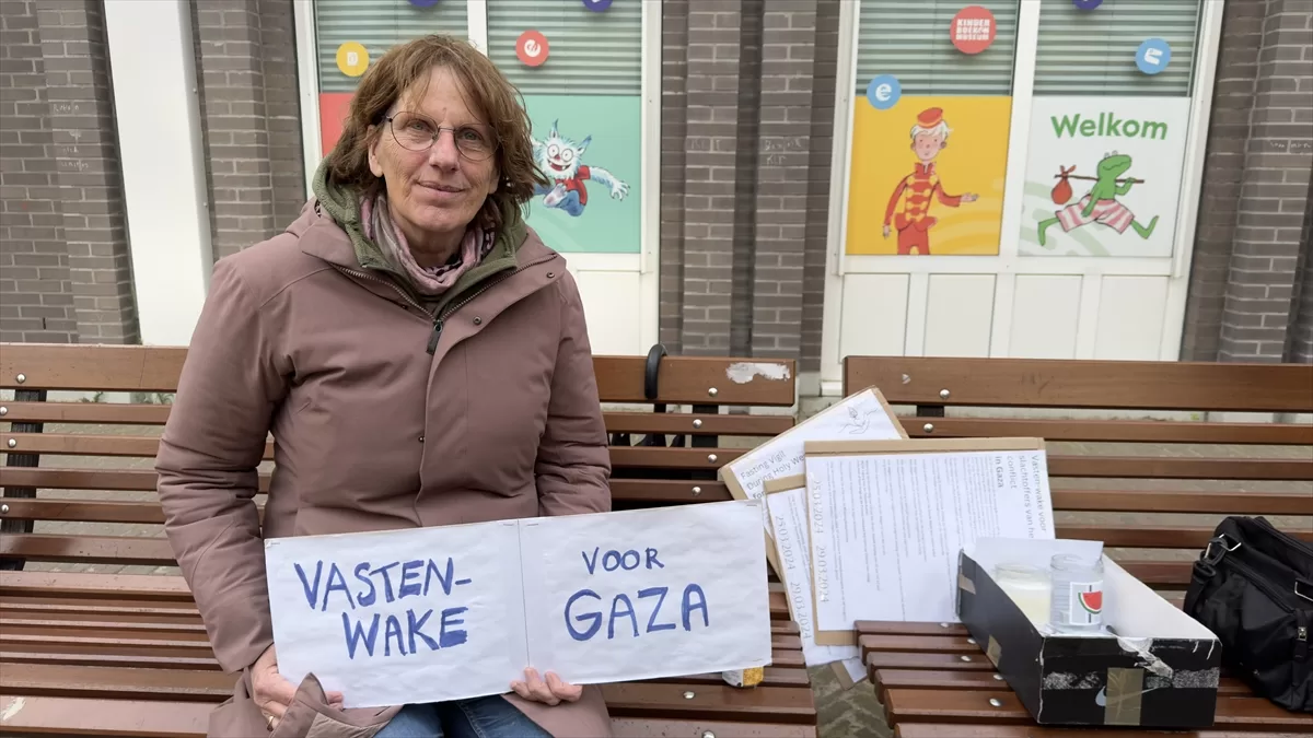 Hollandalı Profesör Thea Hilhorst, Gazze'deki açlık ve kıtlığa dikkati çekmek için açlık grevi düzenledi: