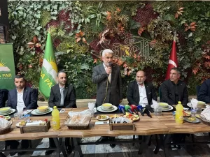 - "2 milyarlık İslam alemi ve 8 milyarlık insanlık ailesi