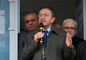 - "Göreceksiniz 31 Mart akşamı yenilik, inovasyon, her şeyin en