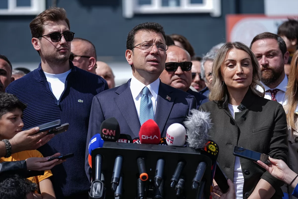 İstanbul Büyükşehir Belediye Başkanı İmamoğlu, Beylikdüzü'nde oyunu kullandı: