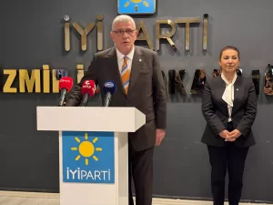 - "İzmir halkı liyakati, İzmir sevgisini ve projeleri önemseyecek ve