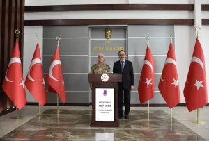 SİİRT (AA) – Jandarma Genel Komutanı Orgeneral Arif Çetin, Siirt'te
