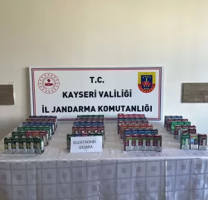 KAYSERİ (AA) – Kayseri'de gümrük kaçağı elektronik sigara satan şüpheli