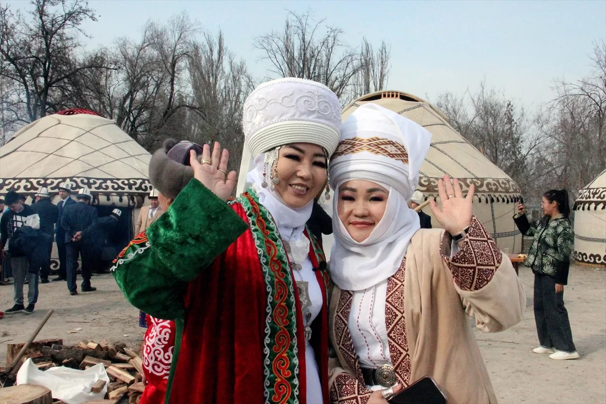 Kırgızistan'da Nevruz Bayramı öncesinde “sümölök” tatlısı pişirilmeye başlandı