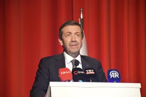 - "Eğer Mavi Vatan'daki doğal zenginliklerden faydalanılacaksa bunun bir tek