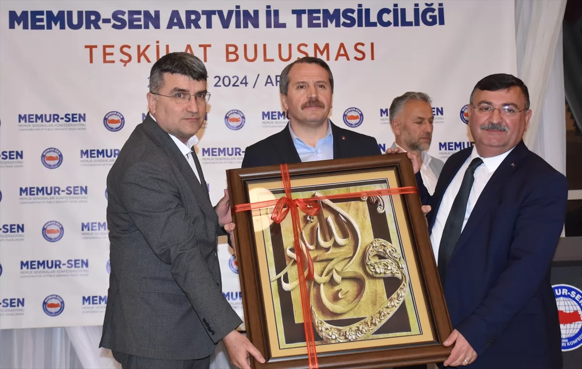 Memur-Sen Genel Başkanı Yalçın, Artvin'de iftar programında konuştu: