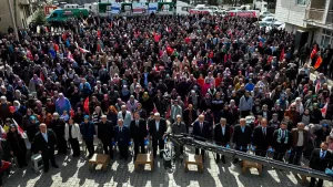 - "CHP, PKK'nın uzantısı DEM Parti'nin kontrolüne girmiş durumda. Vatanına,