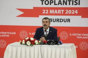 - "Eğitim-öğretimde fiziki altyapı olarak derslik başına düşen öğrenci sayısı