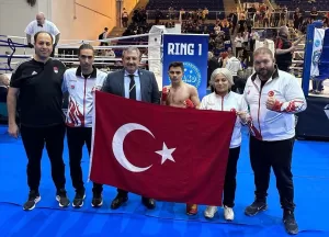 ANKARA (AA) – Milli sporcular, İtalya'da düzenlenen Kick Boks Dünya