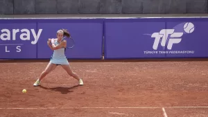 ANTALYA (AA) – Milli tenisçi Zeynep Sönmez, Kadınlar Tenis Birliği
