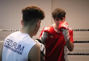 ERZURUM (AA) – YUNUS HOCAOĞLU – Obeziteden kurtulmak için başladığı