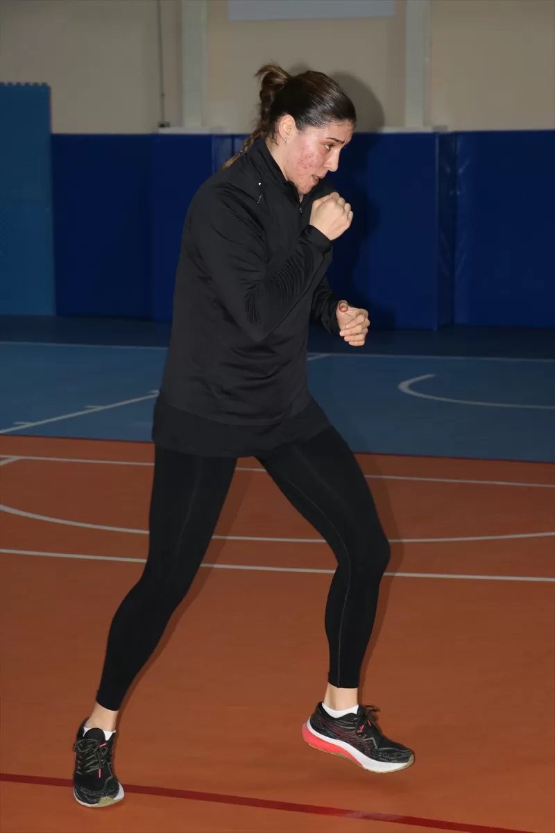 Olimpik Kadın Boks Milli Takımı'nın Kastamonu kampı sürüyor