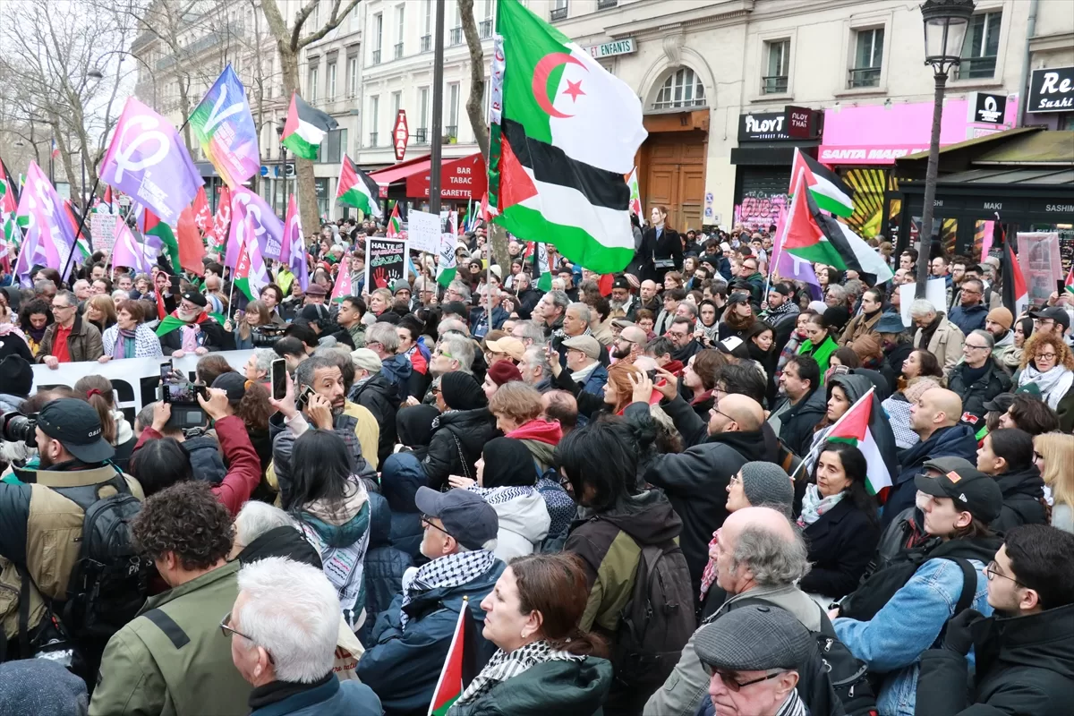 Paris'te Filistin destekçileri, Gazze'deki “soykırıma” karşı sokağa indi