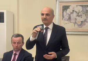 - "Trafiğin en yoğun olduğu saatlerde balık istifi bir yolculuk