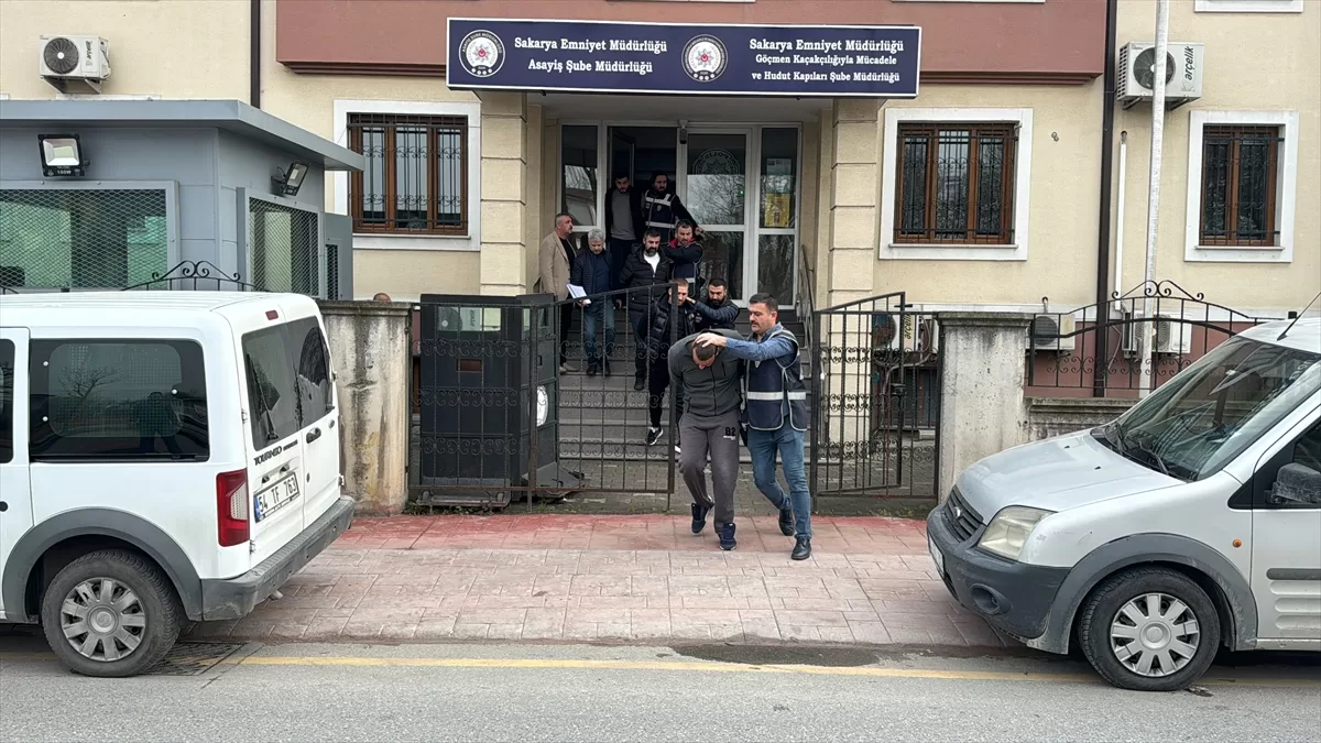 Sakarya'da bir kişinin ölü bulunmasına ilişkin gözaltına alınan zanlı tutuklandı