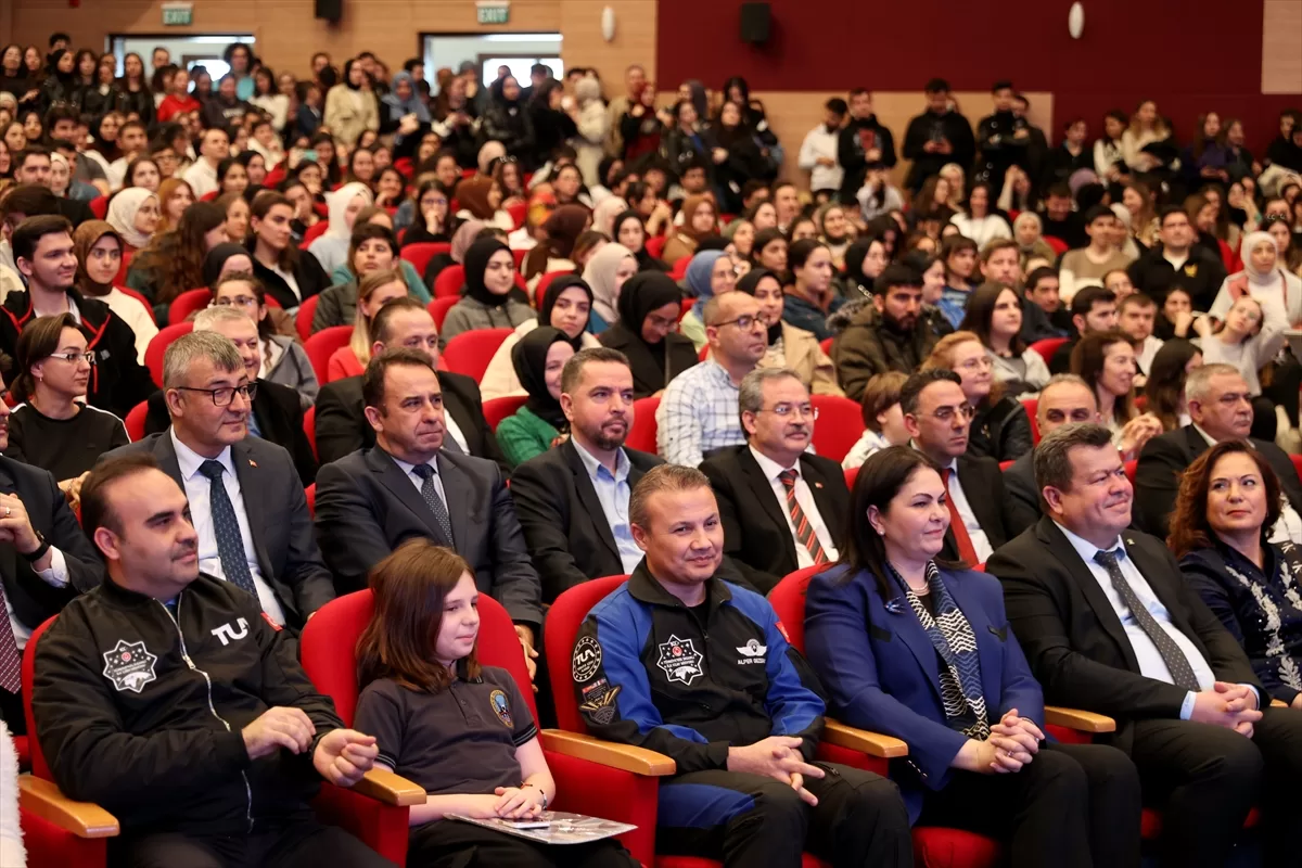 Sanayi ve Teknoloji Bakanı Kacır Edirne'de gençlere seslendi: