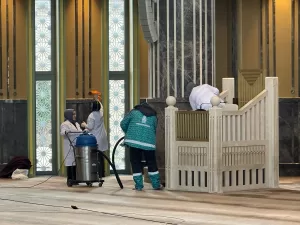 İSTANBUL (AA) – İstanbul'un Beyoğlu ilçesindeki Taksim Camii, ramazan hazırlıkları