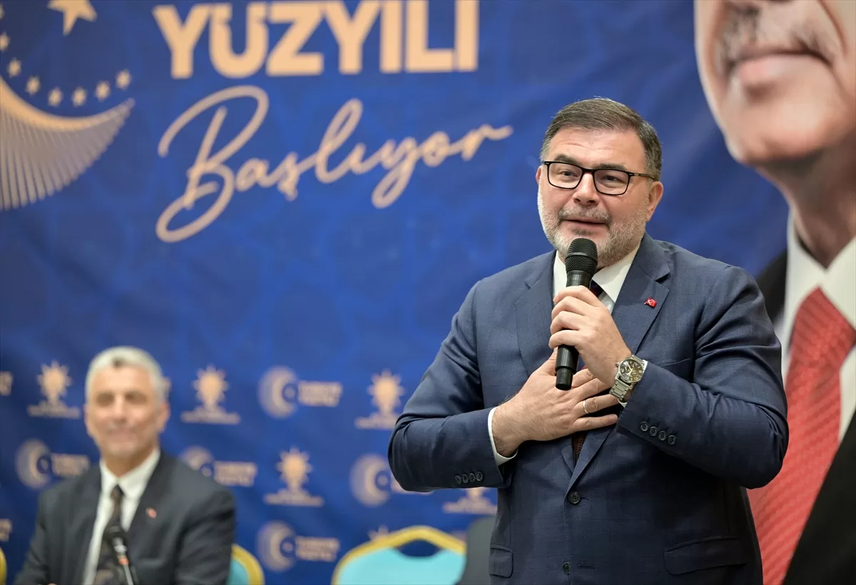 Ticaret Bakanı Ömer Bolat, AK Parti İzmir İl Başkanlığını ziyaret etti: