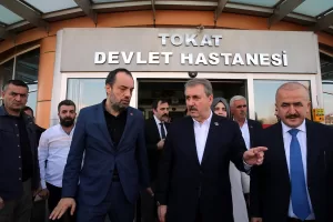 TOKAT (AA) – Seçim çalışmaları için bulunduğu Tokat'ta geçirdiği kazada