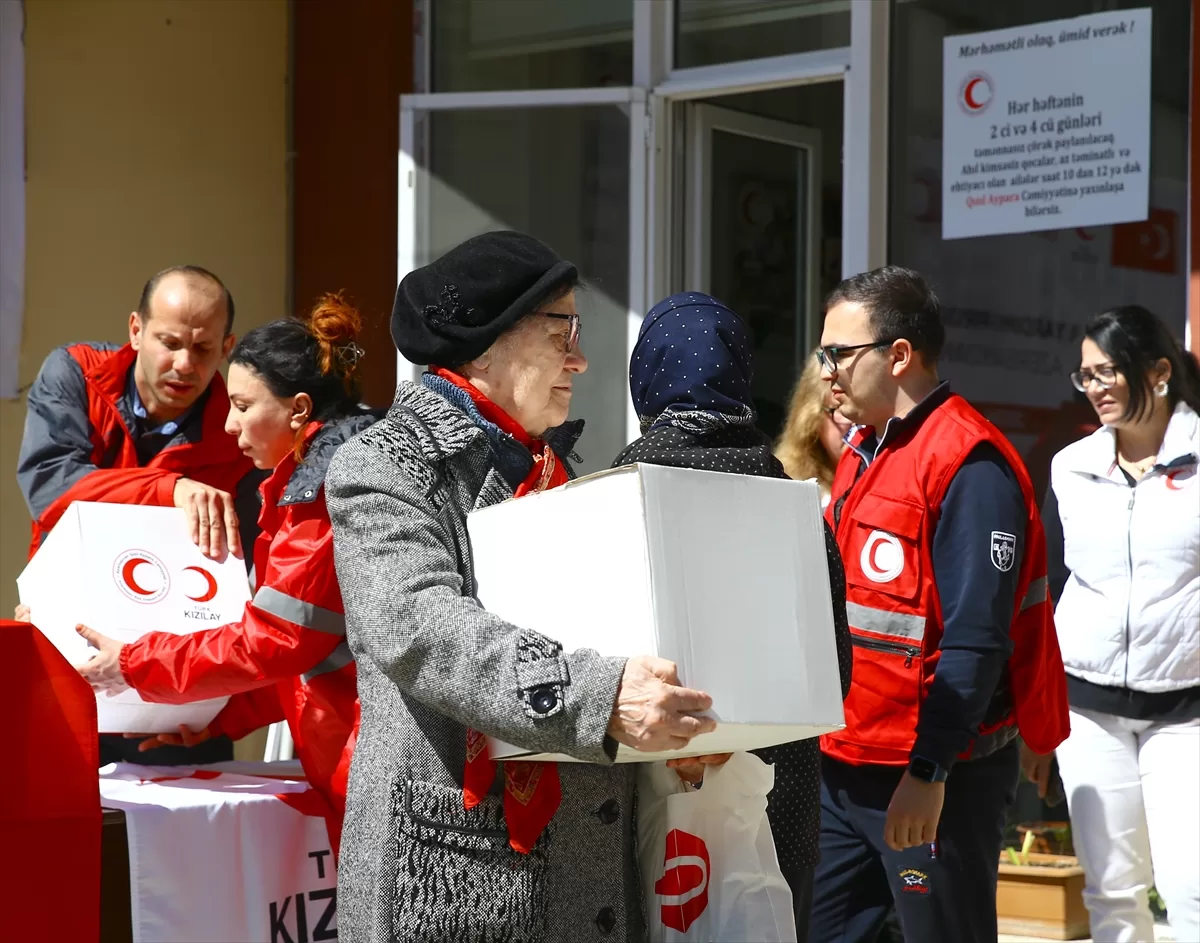 Türk Kızılay, Azerbaycan'da ihtiyaç sahibi ailelere ramazan yardımı dağıttı