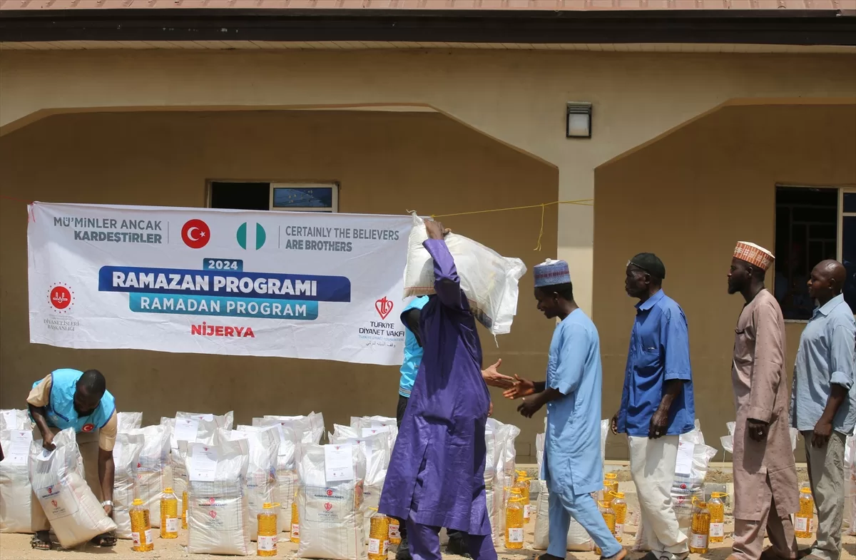 Türkiye Diyanet Vakfı, Nijerya'da ihtiyaç sahiplerine ramazanda gıda yardımı yaptı