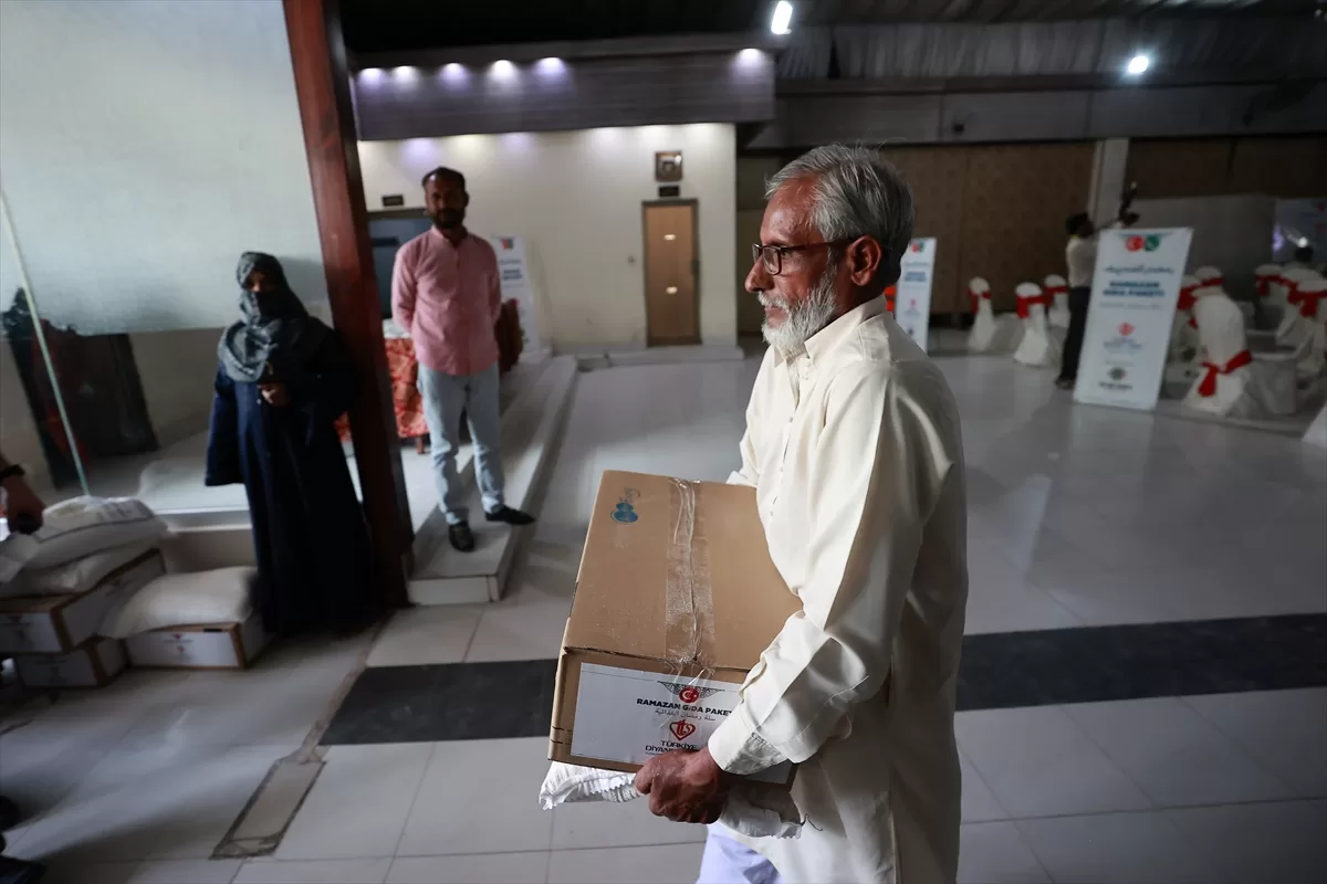 Türkiye Diyanet Vakfı, Pakistan'da ramazan yardımı dağıtımını sürdürüyor