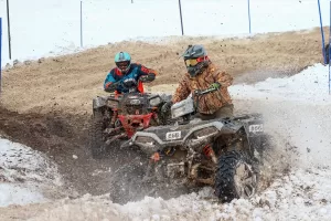 KAYSERİ (AA) – Türkiye Motosiklet Federasyonu (TMF) tarafından Erciyes'te düzenlenen