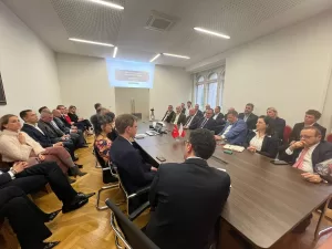 PRAG (AA) – Türkiye’nin Prag Büyükelçiliği ve Dünya Türk İş