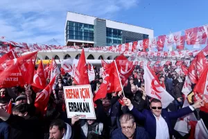 - "Bu 5 yılda İstanbul'da yapılanlar ortada. CHP zihniyetinden bu